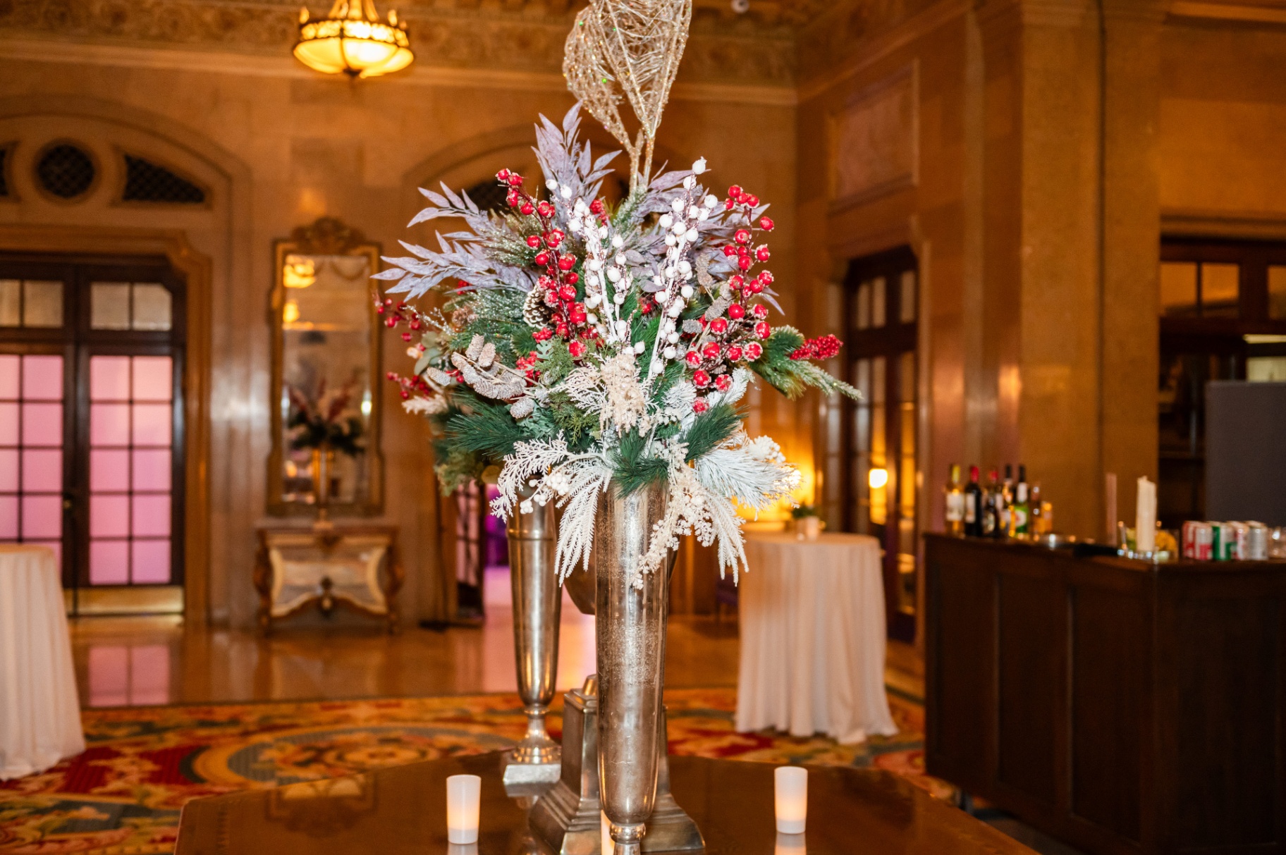 Fairmont Château Laurier gala floral arrangement and reception decor